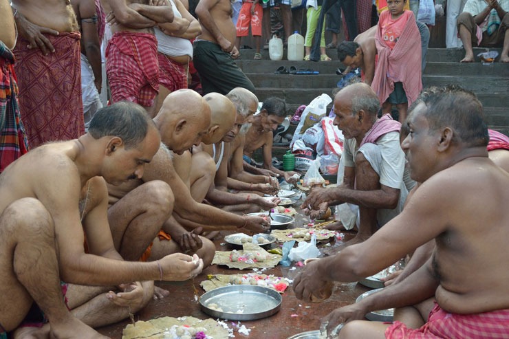 Asthi Visarajan in Ganga 